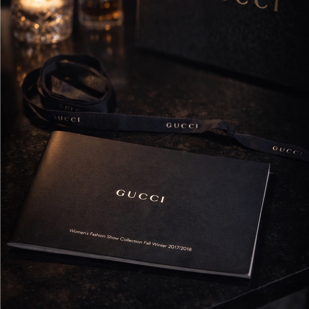 Gucci Fashion Show Women’s Fall Winter 2017/2018 Collection Booklet